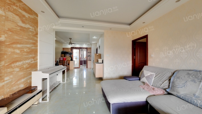 山水华庭二手房实景图