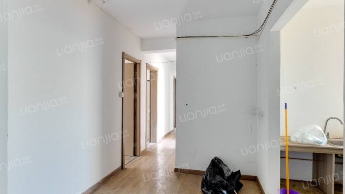 海伦春天二手房实景图