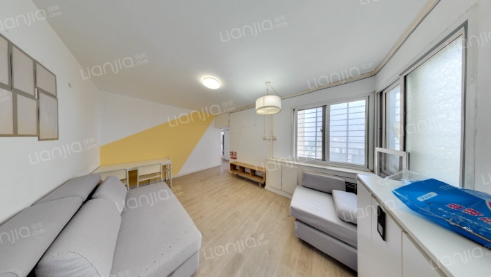 世纪村东区二手房实景图