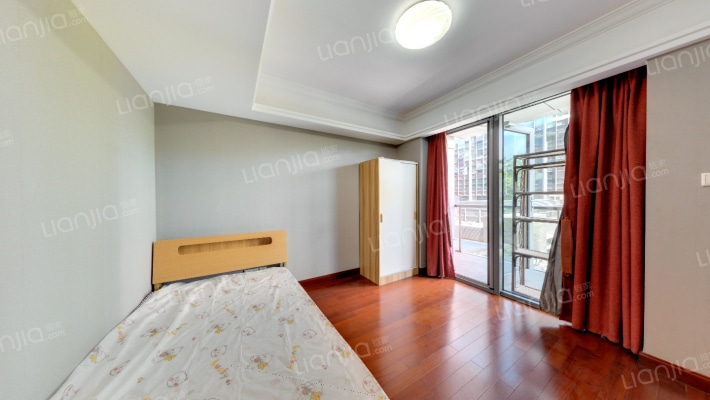 绿城深蓝广场二手房实景图