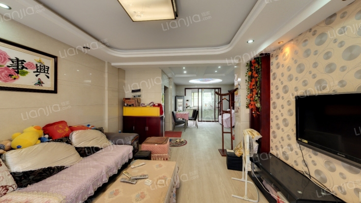 港新花苑二手房实景图