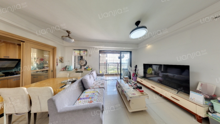 万科缤纷四季西园二手房实景图