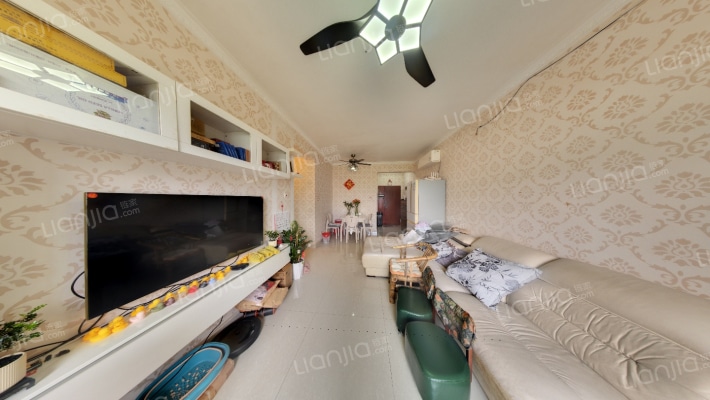 廊桥国际二手房实景图