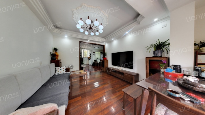 信义假日名城一期沁芳园二手房实景图