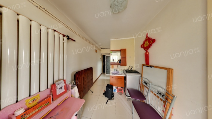 宜白南里二手房实景图