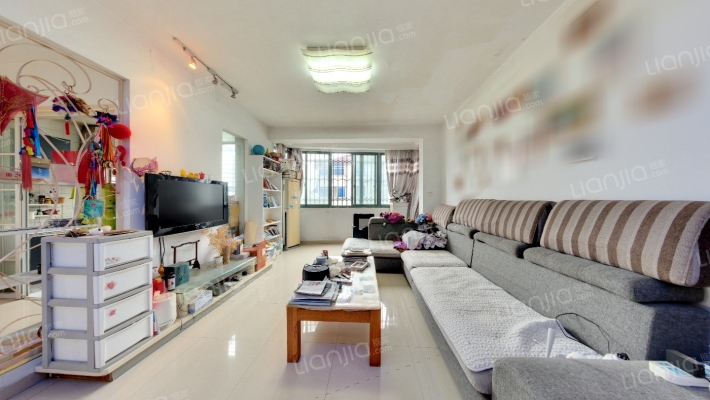 流虹家园二手房实景图