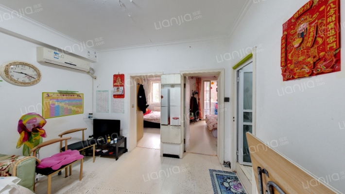 星海造船楼二手房实景图