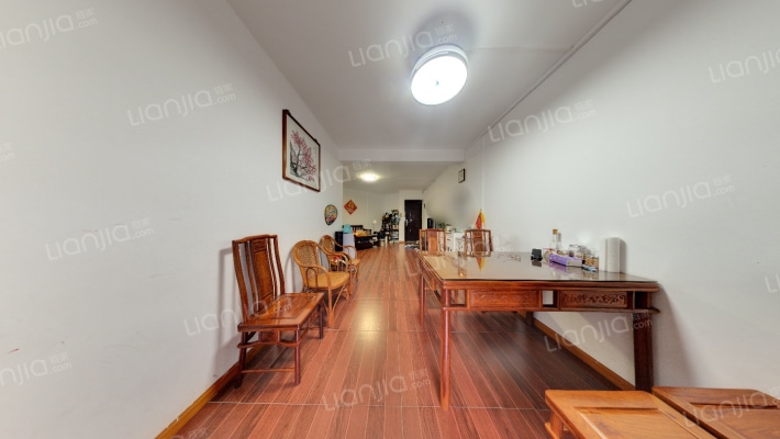 碧波花园南区二手房实景图