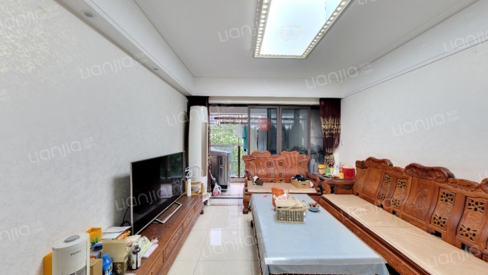 保利西雅图二期二手房实景图