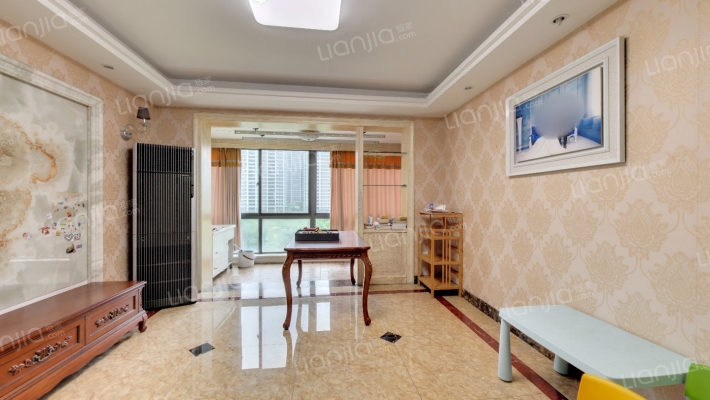 高运锦园二手房实景图