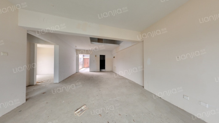 蓝郡西堤二手房实景图