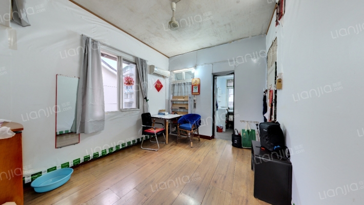 桃花河新村二手房实景图