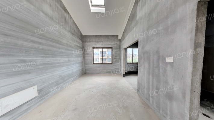 城镇依山郡二手房实景图