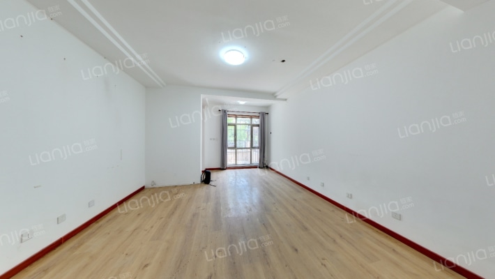 万科新城风铃苑二手房实景图