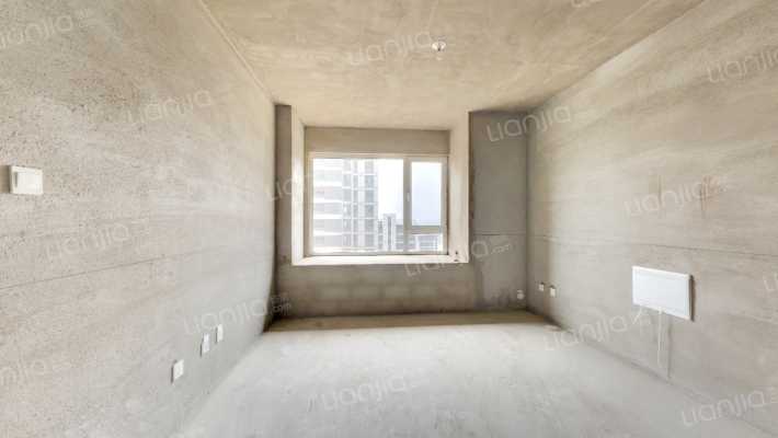 融创宸阅和鸣二手房实景图