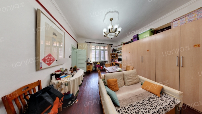 革新里二手房实景图