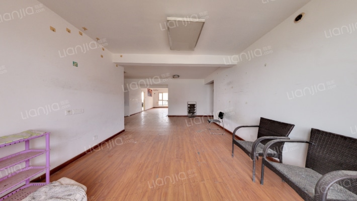 非常国际二期二手房实景图