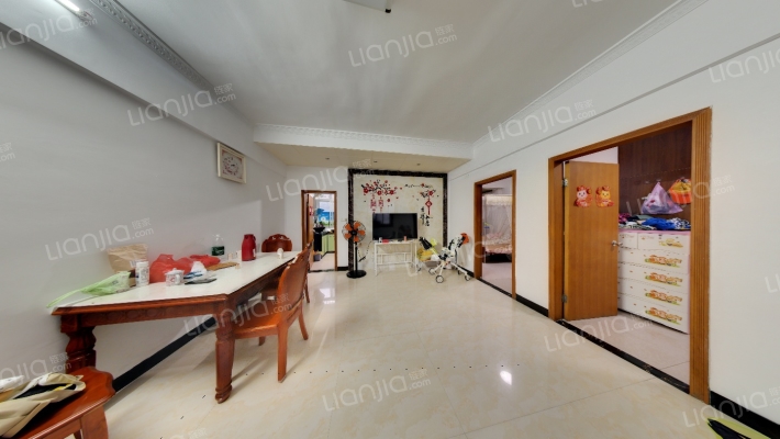 彩虹新村二手房实景图