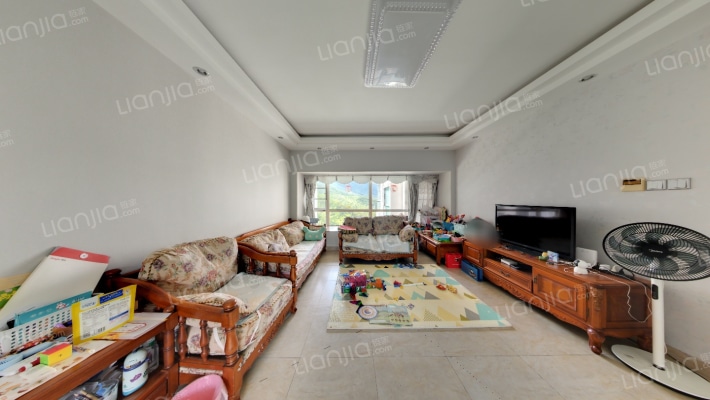 航天晴山月二手房实景图