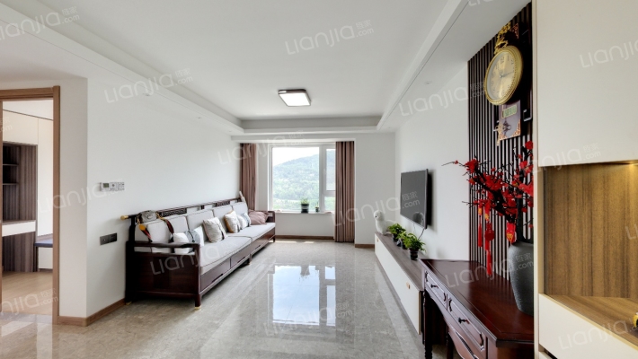 金地城E11二手房实景图