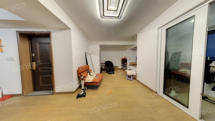 太仓依云水岸二手房实景图