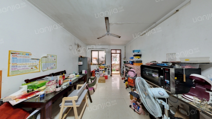 新风小区二手房实景图