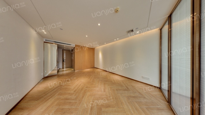 和华·逸林公馆二手房实景图