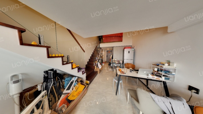 南海美的置业广场二手房实景图