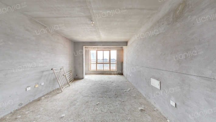 亚太绿博花园二手房实景图