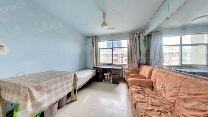 中机六院家属院二手房实景图