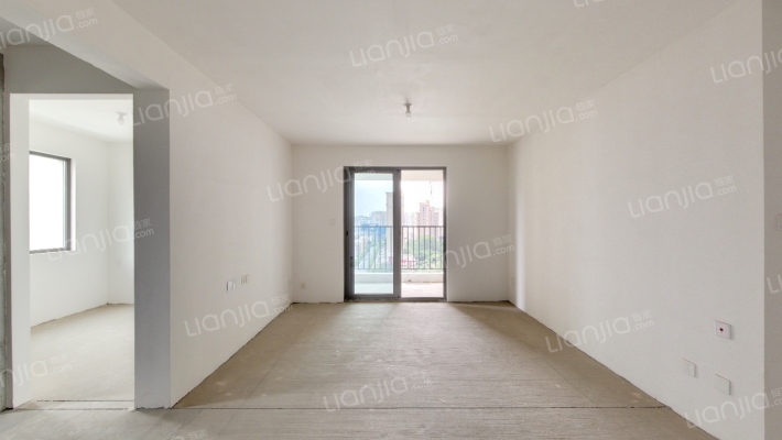 谦祥沁园二手房实景图