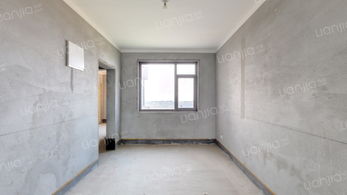 南航祥云和苑东院二手房实景图