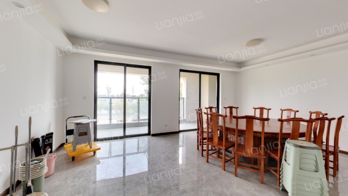 招商公园与湖二手房实景图