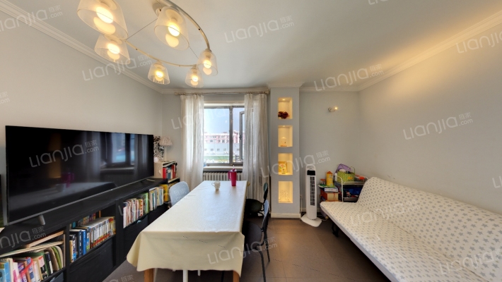 酒仙桥路11号二手房实景图