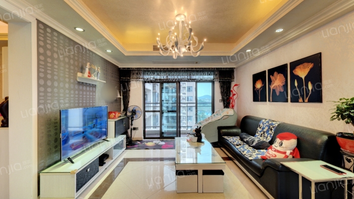 乐然水畔二手房实景图