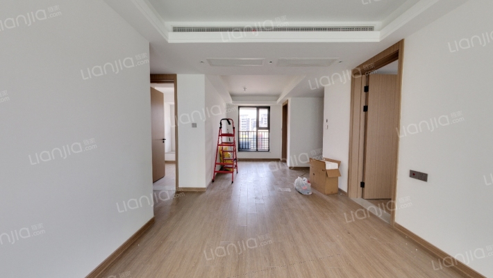 阅湖山二手房实景图