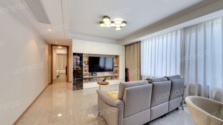 融创臻源锦宁里二手房实景图