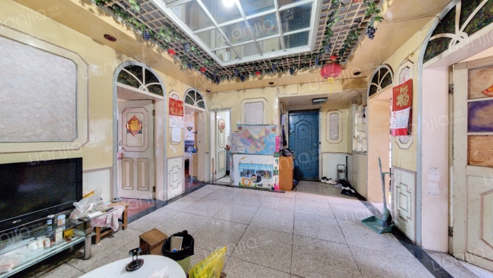 新苑花园一区二手房实景图