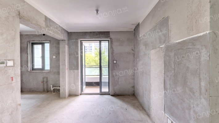 正弘碧湖苑二手房实景图