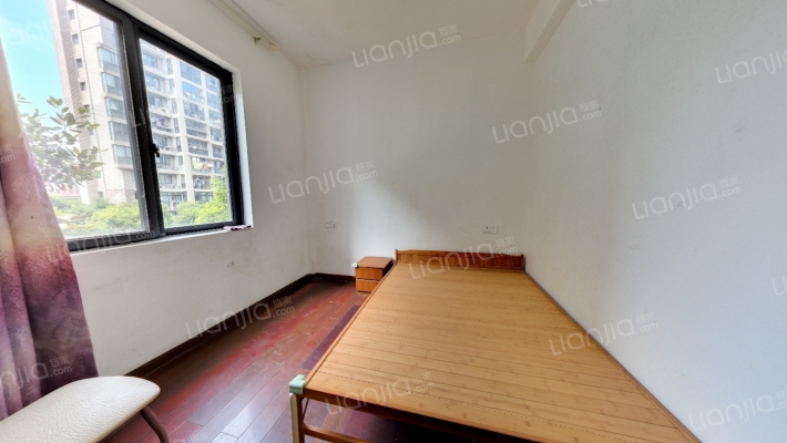 梓树花苑二手房实景图