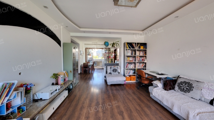 新星绿城六期二手房实景图