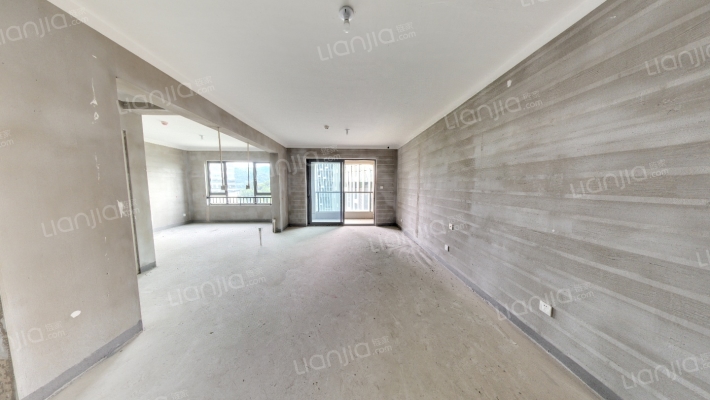 芳泽锦安里二手房实景图