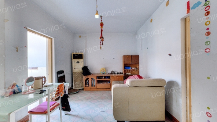 南建华街二手房实景图