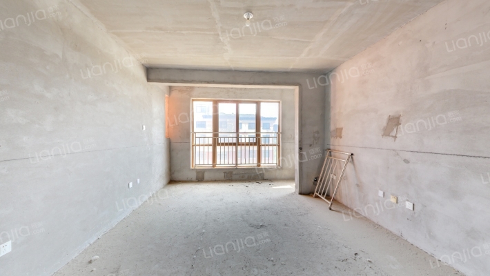 亚太绿博花园二手房实景图