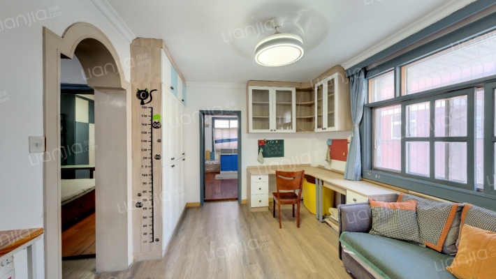 市建行家属院二手房实景图