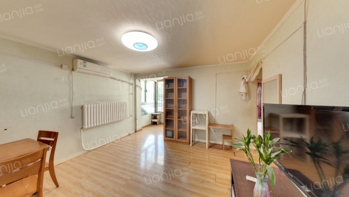 西革新里108号院二手房实景图