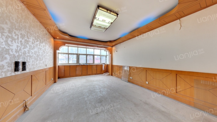 工人路330号院二手房实景图