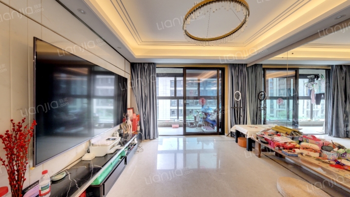 天钜银河府二手房实景图