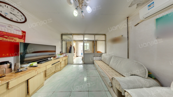 毛条小区二手房实景图