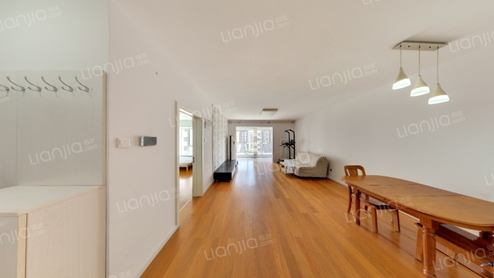 夏洛兹花园二手房实景图